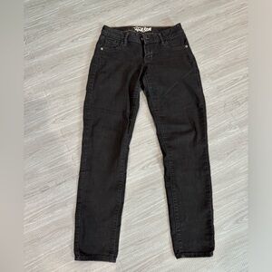 Women’s Old Navy black Rock Star jeans size 4